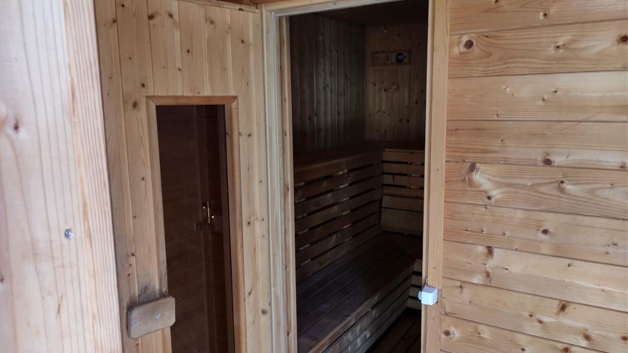 Ferienwohnung In Peetzig Am See Angermunde Eksteriør billede